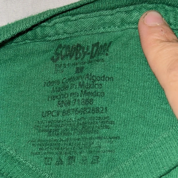kids Scooby Doo "what happens in the van stays in the van" tshirt size medium - Picture 3 of 3